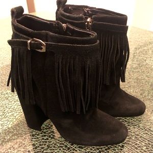 SCHUTZ SUEDE FRINGE ANKLE BOOTIES SIZE 7 BLACK